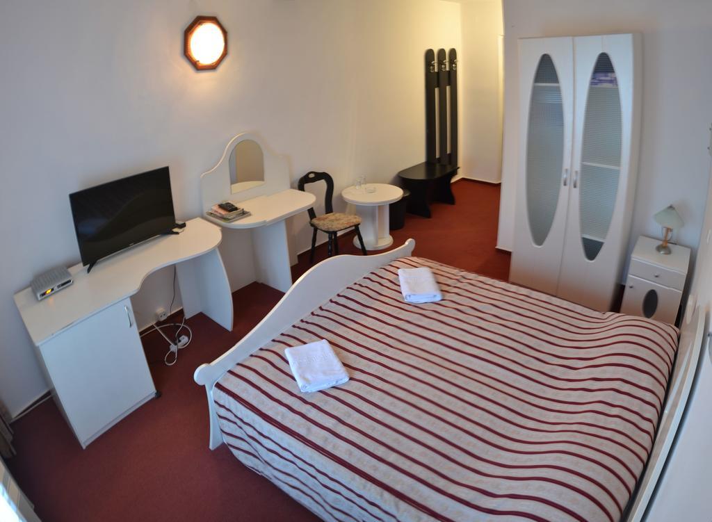 Hotel Marion Padurea Rotunda*** 레긴 객실 사진