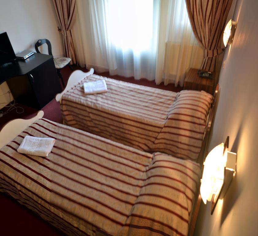 Hotel Marion Padurea Rotunda*** 레긴 객실 사진
