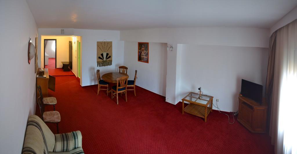 Hotel Marion Padurea Rotunda*** 레긴 객실 사진